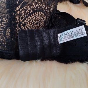 Lingerie Bra Room Women's Black/Gold Underwire Lace Bra 38D NWT